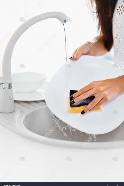 عکس ظرف شستن