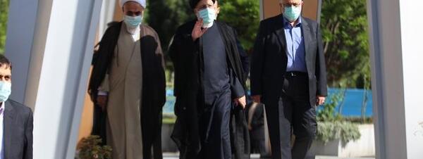 عکس رئیسی در شورای اداری قزوین