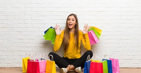 ژست عکس دخترانه با هدفون