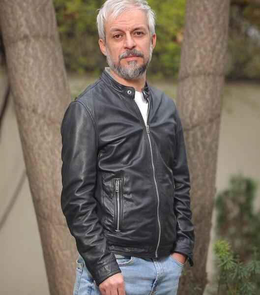 عکس بچه و پشه