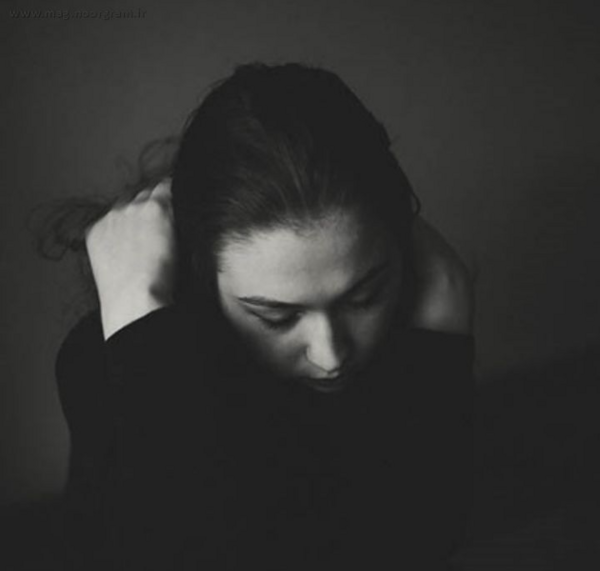 عکس دخترانه صفحه سیاه