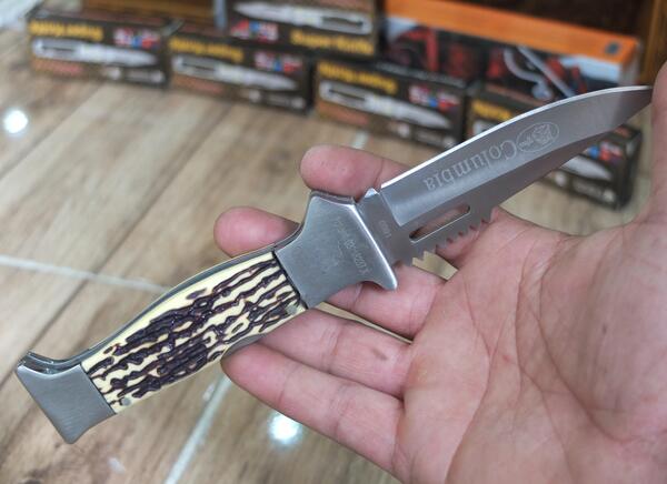 عکس چاقو فروشی