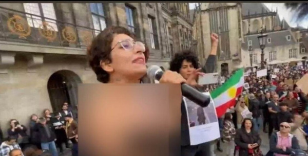 عکس زن زندگی آزادی