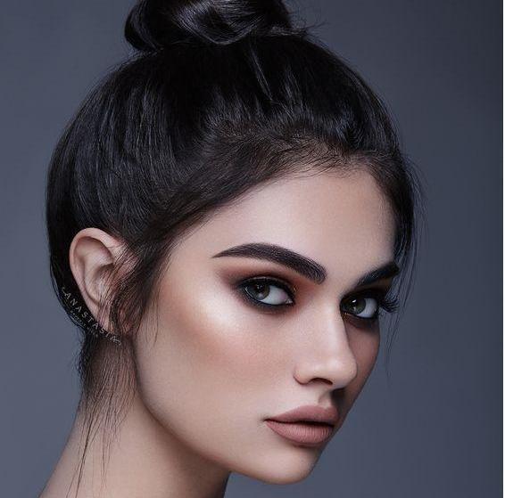 عکس دختر چشم سیاه