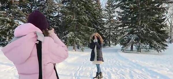 ژست عکس دخترانه تو برف