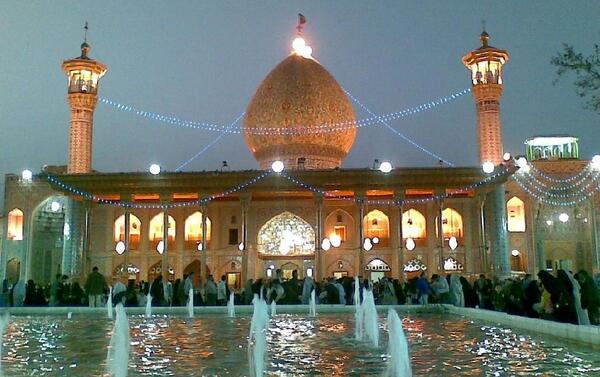 عکس در شاهچراغ