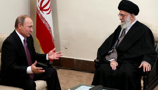 عکس دوران ریاست جمهوری رهبر انقلاب
