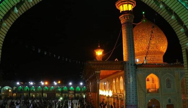 عکس شاهچراغ برای تصویر زمینه