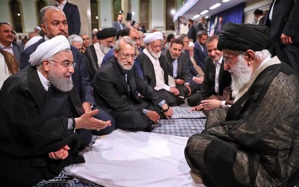 عکس روحانی با رهبر انقلاب