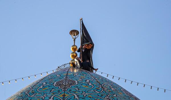 عکس از گنبد شاهچراغ