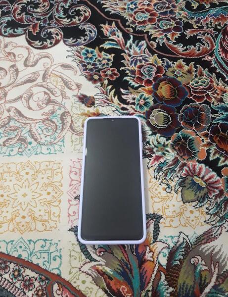 عکس گوشی a12 64 گیگ