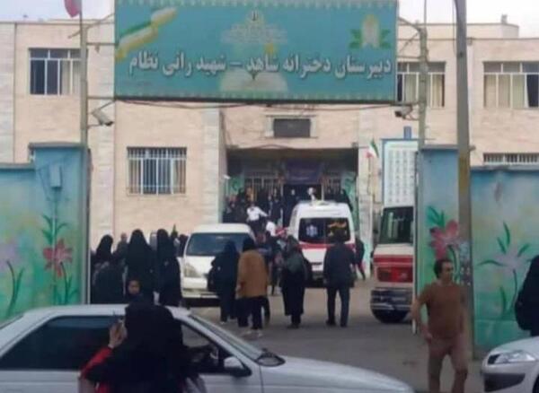 عکس اسرا پناهی دانش آموز اردبیلی