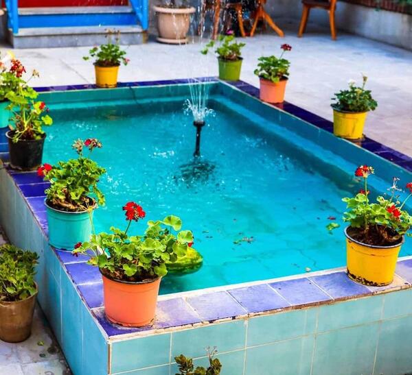 عکس حوض آبی