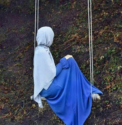 عکس فیک دختر کنار دریا