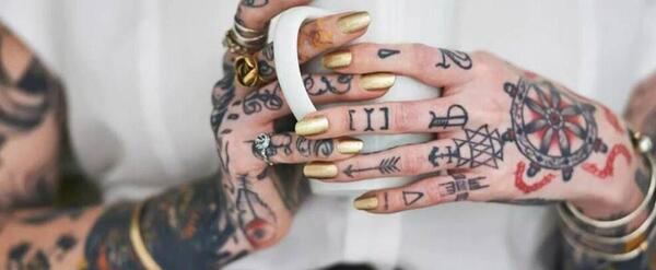 عکس تاتو دست حلقه