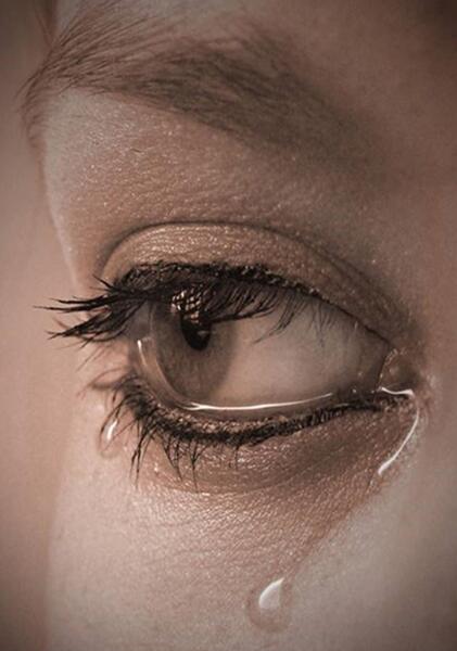 عکس چشم سبز غمگین