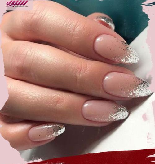 عکس مدل ناخن فرنچ نقره ای