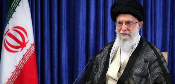 عکس رهبر نظامی