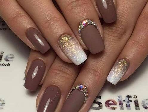 عکس مدل ناخن ساده تیره