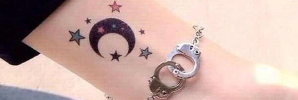 عکس تتو مینیمال ستاره
