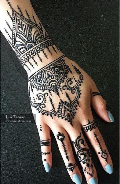 عکس تاتو روی دست مردانه نوشته