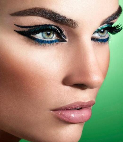 عکس تاتو خط چشم عربی
