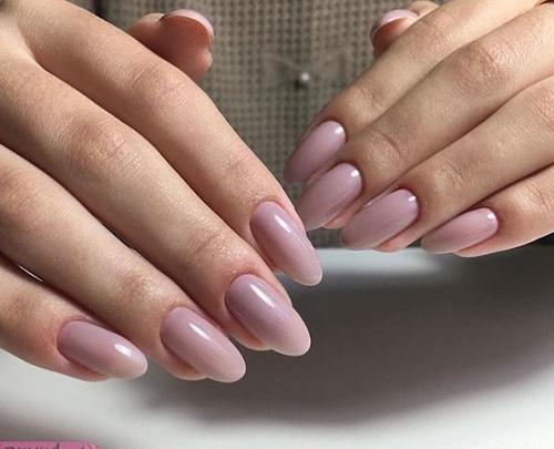 عکس مدل کاشت ناخن کوتاه رنگ کالباسی