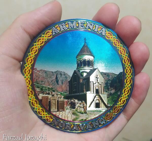عکس تاتو حروف روی دست
