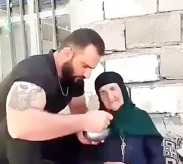 عکس سلطان غم مادر تاتو