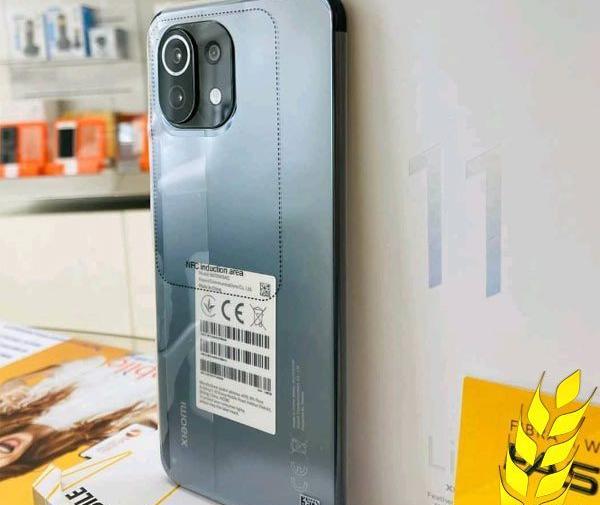عکس گوشی لایت ۱۱