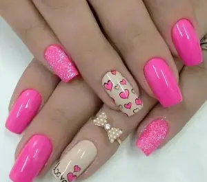 عکس مدل ناخن جدید ۲۰۲۱