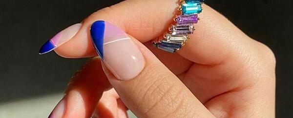 عکس مدل ناخن فرنچ آبی