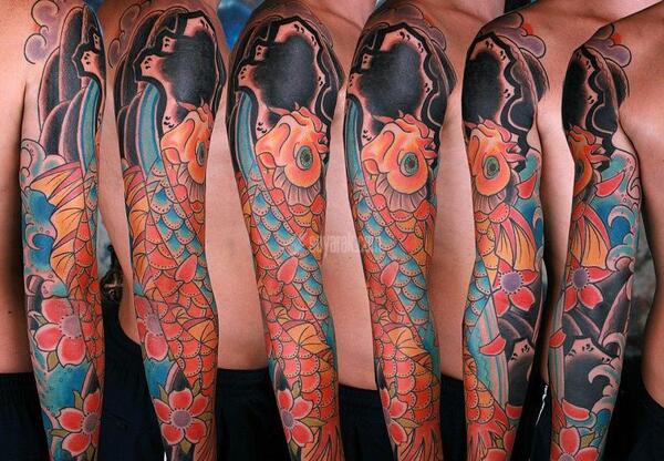 عکس تاتو روی زخم دست