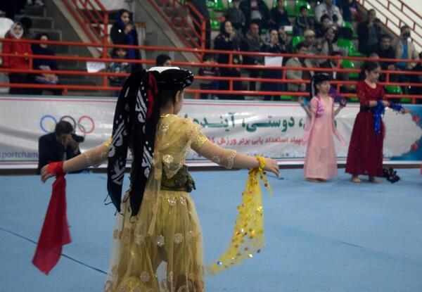 عکس ورزشگاه آزادی کرمانشاه