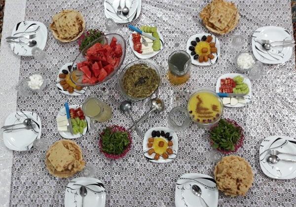 عکس از سفره افطاری ساده