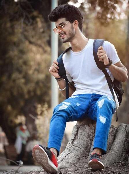 عکس پروفایل لاکچری شاد