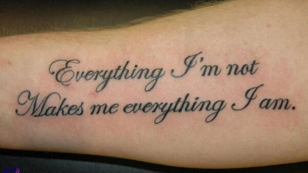 عکس طرح تاتو مردانه متن