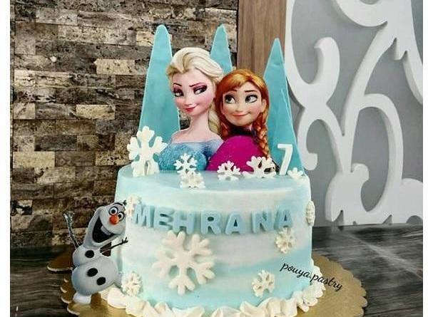 عکس کیک السا آنا صورتی