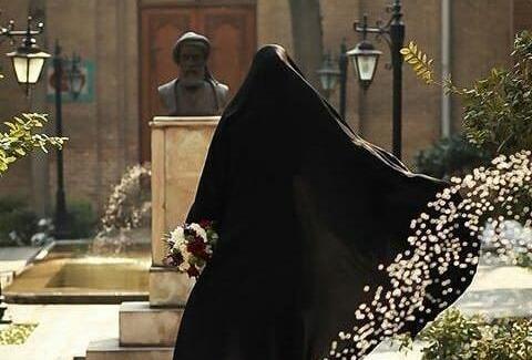 عکس دختر چادری و رهبر
