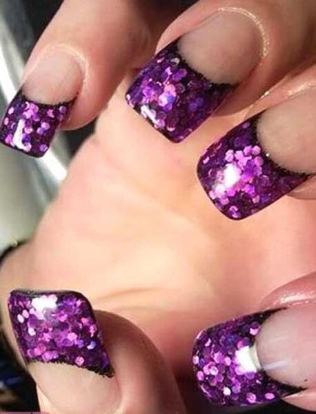 عکس مدل ناخن فرنچ بنفش