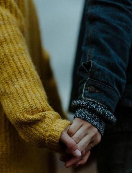 عکس عاشقانه زرد