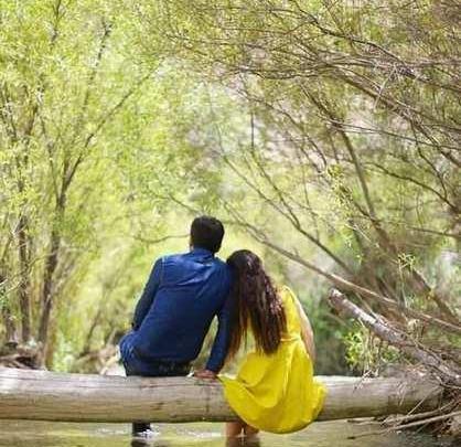عکس عاشقانه زرد