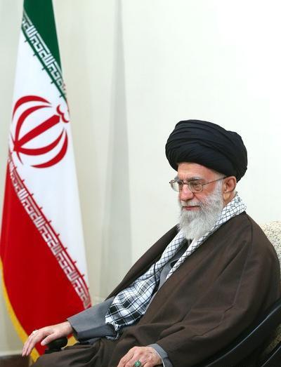 عکس رهبر کره