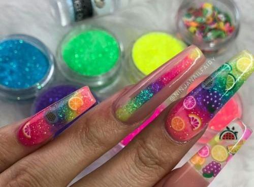عکس مدل ژلیش ناخن ساده و شیک