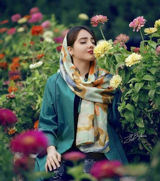 عکس قشنگ دخترونه لاکچری برای پروفایل