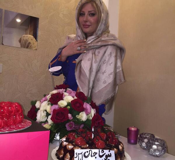 مدل عکس دست دونفره با حلقه