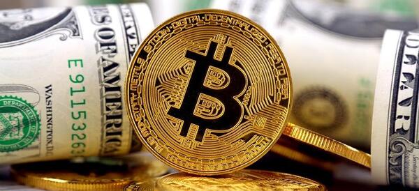 عکس بیت کوین و دلار