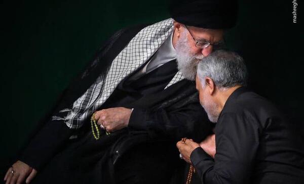 عکس حاج قاسم سلیمانی با رهبر انقلاب