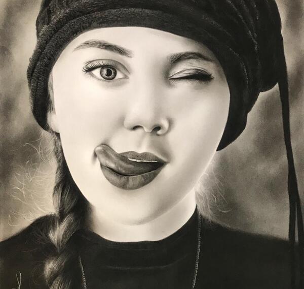 عکس نقاشی سیاه قلم طراحی چهره