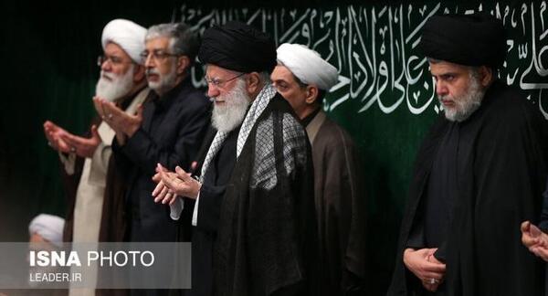 عکس رهبر در کنار امام خمینی